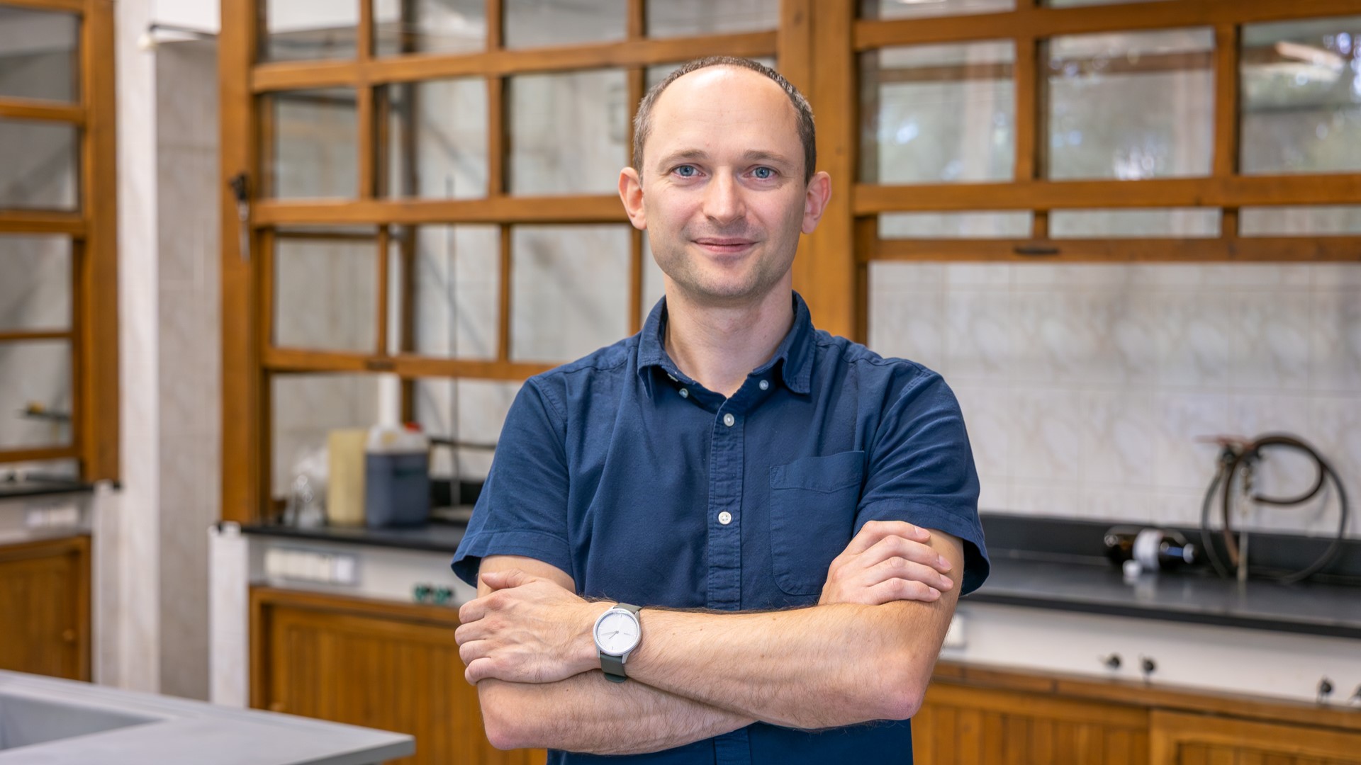 dr hab. inż. Jakub Herman, prof. WAT, z Wydziału Nowych Technologii i Chemii WAT.